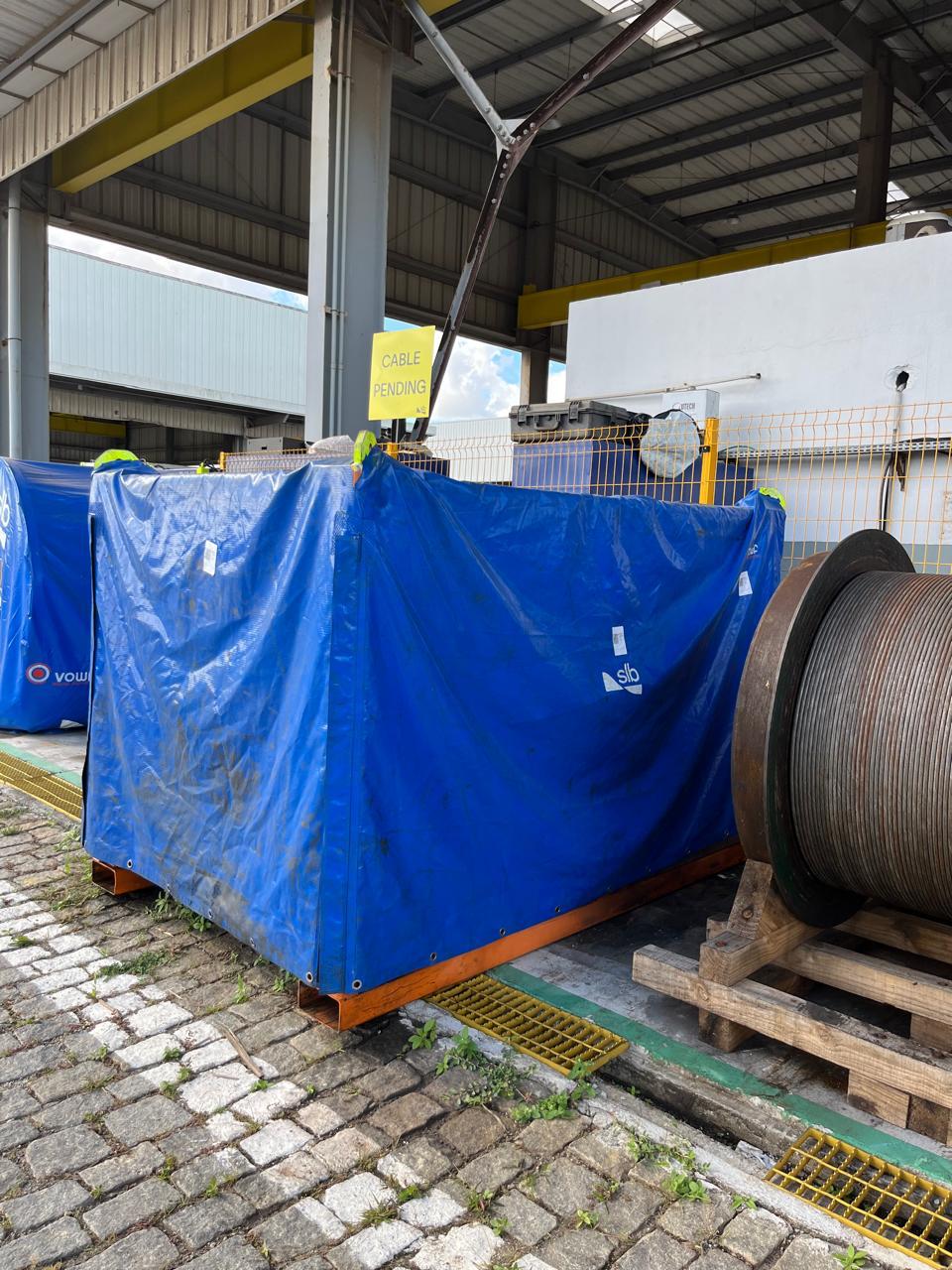 Cobertura industrial Vowf em campo